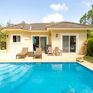  Villa 2 Bed 2 Bath With Jacuzzi, High Speed Wi-fi